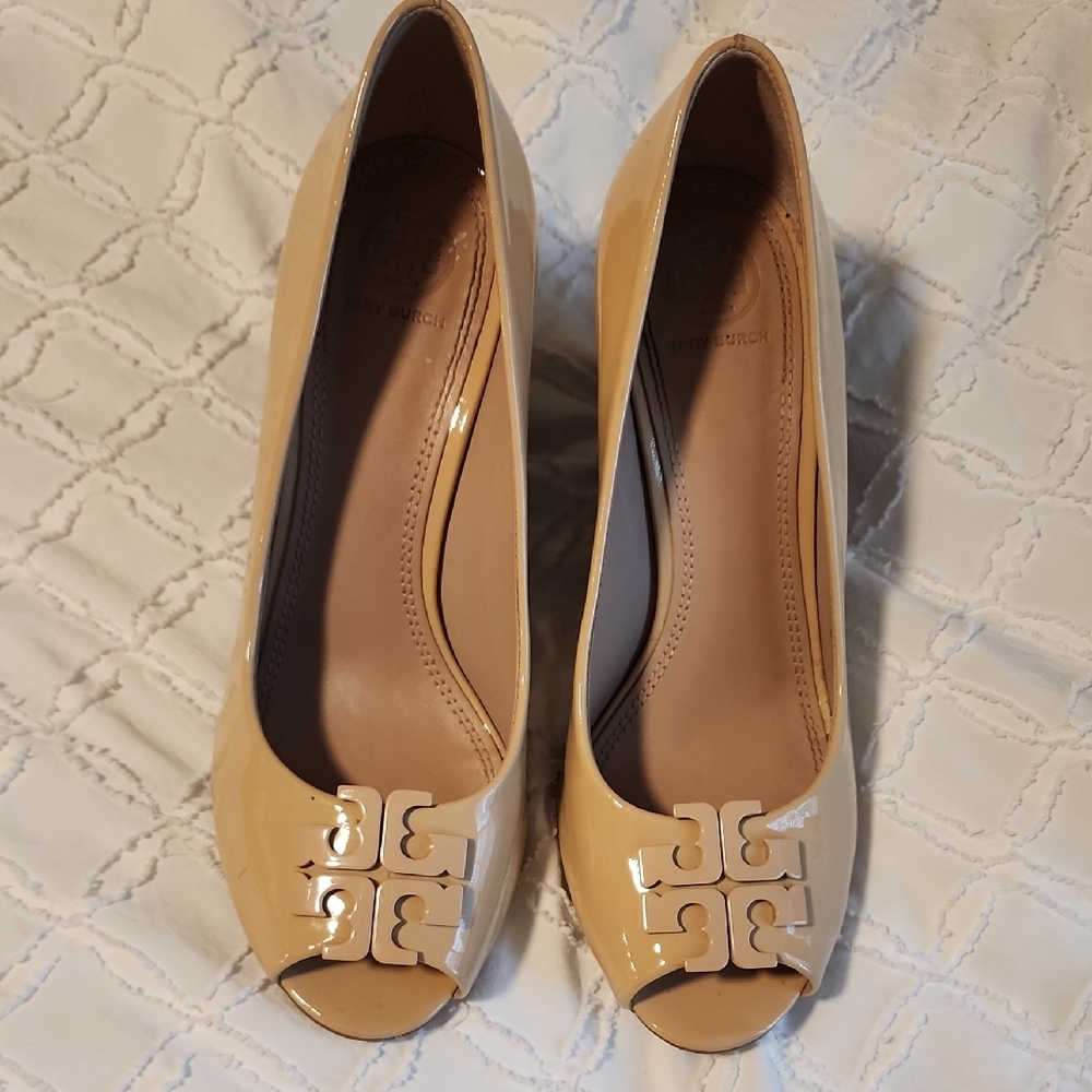 Tory Burch Beige Peep-Toe Heels